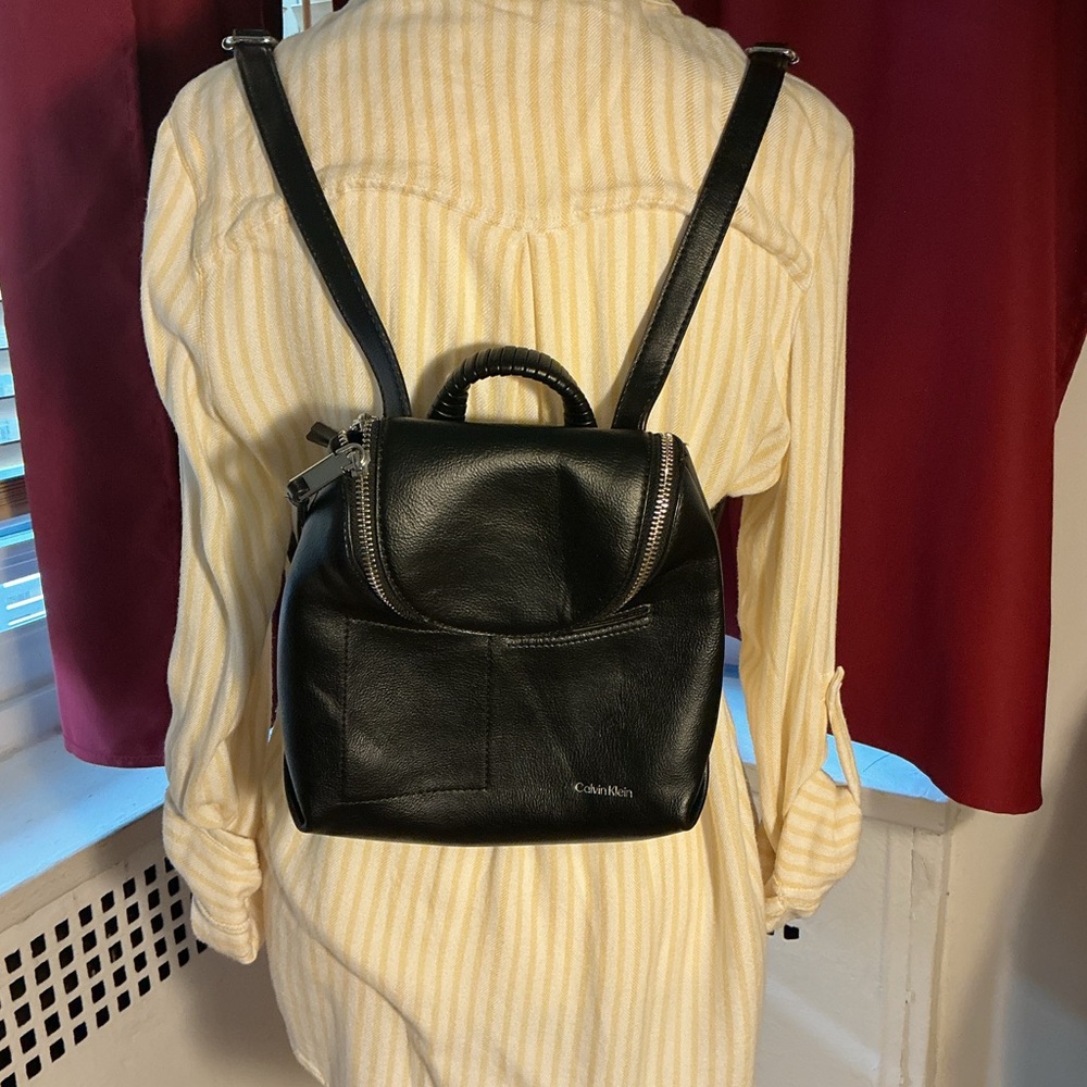 Calvin Klein Pebbled Faux Leather Bubble Flap Backpack - EUC